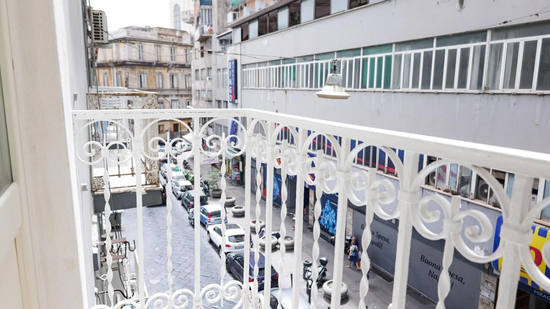 Napoli Station Rooms