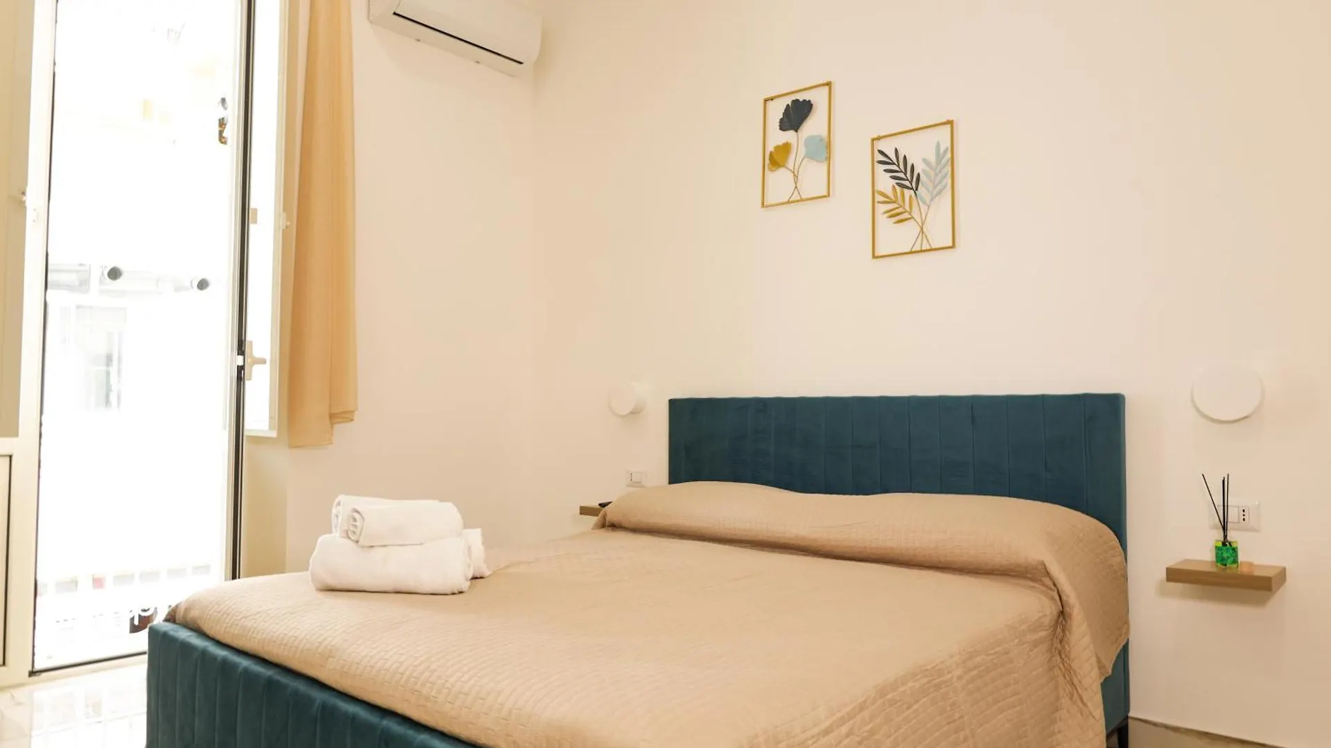 Affittacamere Napoli Station Rooms Italia